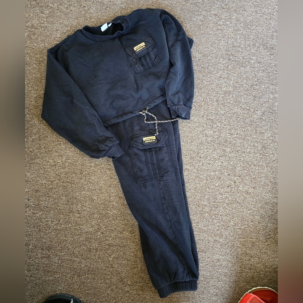 Adidas Sweatsuit